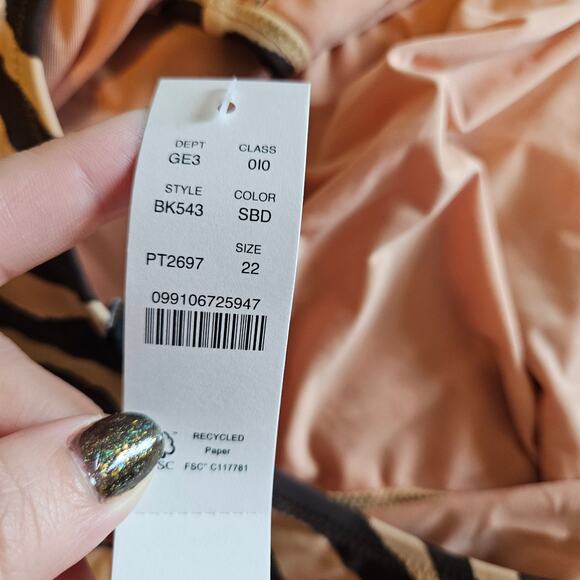 J Crew Front Twist One Piece Swimsuit Zebra Stripes Plus 22 Pool Beach Vacation - Picture 5 of 8